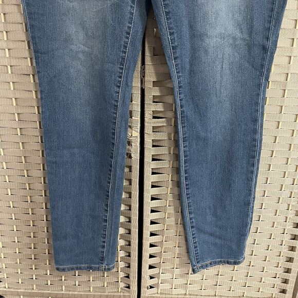 Boston Proper SO EASY DENIM LEGGING Women’s 14 Blue Pull On Stretch Jeans NEW - Picture 4 of 10